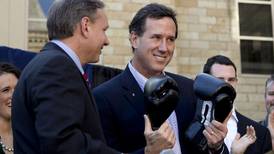 Aumenta  presión para que Santorum abandone campaña