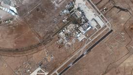 Bombardeo israelí inutilizó pista en aeropuerto de la capital siria