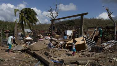 México sale    bien librado del paso del huracán Patricia