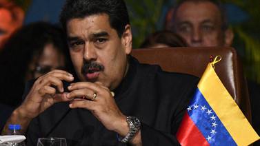 Maduro va hacia nuevo triunfo electoral en Venezuela con camino despejado de oponentes