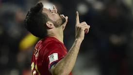 España no sufre en ataque pese ausencia de Diego Costa