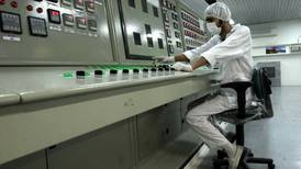 Irán superará pronto límite de sus reservas de uranio enriquecido