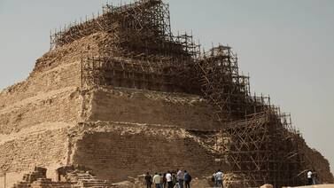 Egipto desmiente daño a pirámide en proceso de restauración
