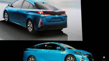 Toyota presenta el nuevo híbrido en el Salón Internacional del Automóvil de Nueva York