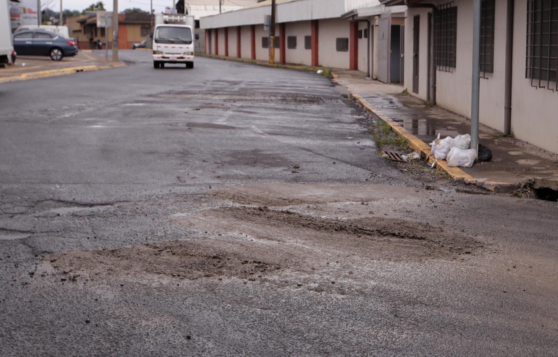 San José, Alajuela y Heredia tienen mayor cantidad de vías en mal estado del país