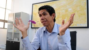 Luis Amador pone en duda candidatura para el 2026