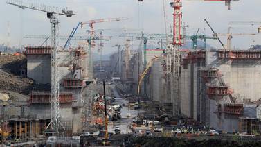 Canal de Panamá planea crecimiento