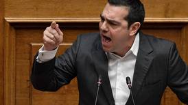 Primer ministro de Grecia se juega cargo al pedir voto de confianza al Parlamento
