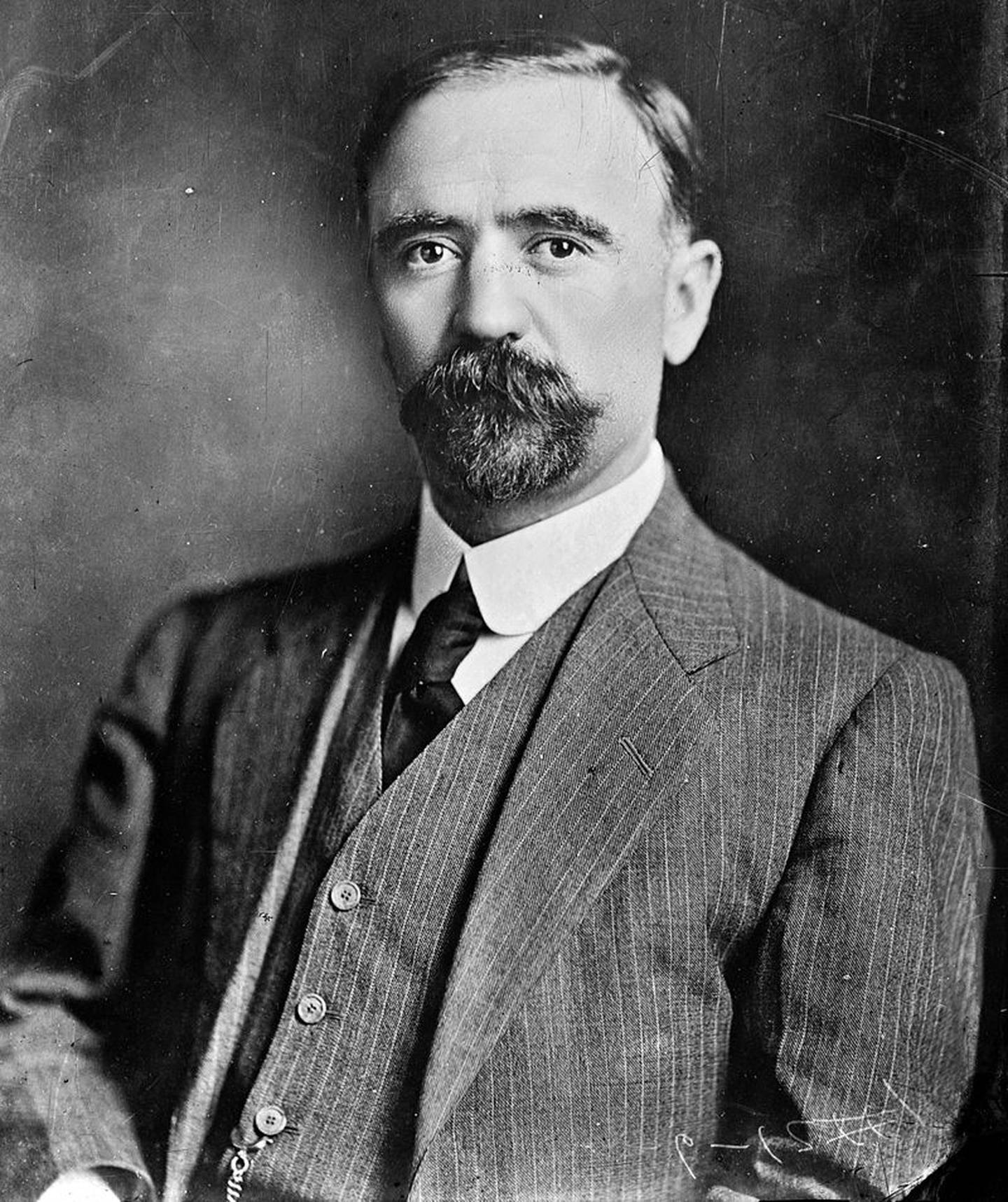 El presidente mexicano Francisco I. Madero G. (1873-1913). Enrique Krauze, “Francisco Madero: místico de la libertad”, 1987.