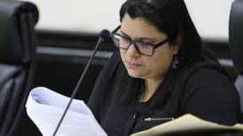 Paola Vega pide a Cruickshank investigar chat ‘Muerte LGBTI y nicas’ de funcionarios del despacho de Erick Rodríguez