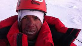 “Sí, lo logré, estoy en la cima del Everest”, escrito por Wárner Rojas, montañista costarricense