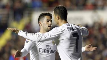 El Real Madrid doblega al Levante pero sin convencer con su juego