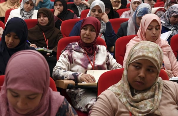 La misión del centro, colocado bajo el patrocinio del rey Mohamed VI y base de su diplomacia religiosa, es luchar “contra los discursos radicales”, como lo dice su director Abdeslam Lazaar. AFP