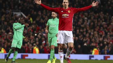 Manchester United derrota 3-0 a Saint Etienne con triplete de Zlatan  Ibrahimovic