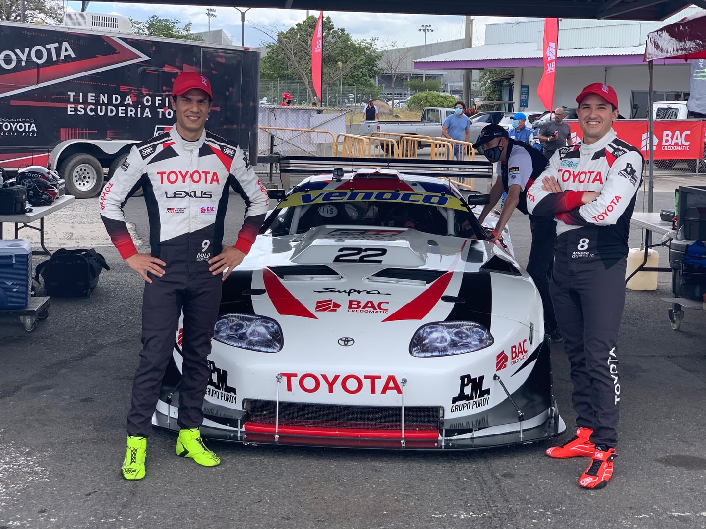 Las Tres Horas de Costa Rica
Los pilotos Emilio ‘Milo’ Valverde y Amadeo Quirós Martén estarán al volante del legadario automóvil Toyota Supra GT1
23 de octubre del 2023
Cortesía
