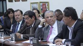 Oposición no le cree al Gobierno su discurso de ‘bajo aumento’ en Presupuesto del 2016