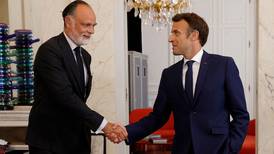 Macron aboga por ‘compromisos’ para evitar parálisis política en Francia