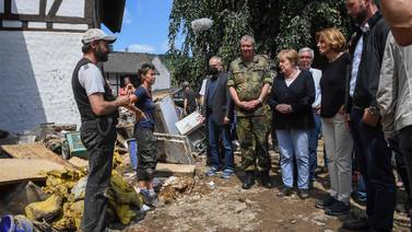 Merkel visita zona de inundaciones: ‘Cuesta hallar palabras para describir la devastación’
