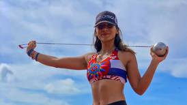 Daniela Cortés impone récord nacional de lanzamiento de martillo al superarse a ella misma
