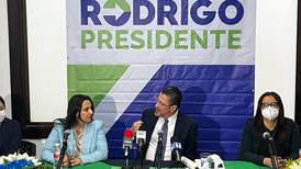 Rodrigo Chaves recibe adhesión de Natalia Díaz y le ofrece un cargo en su eventual gobierno