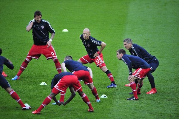 Pocas Sorpresas En Alineaciones Del Bayern Munich Y El Borussia Dortmund La Nacion