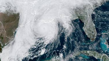 Huracán Zeta toca tierra cerca de Nueva Orleans, en Luisiana
