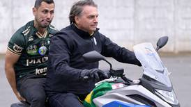 Jair Bolsonaro en sus choques con la prensa incómoda: ‘Mentirosa’, ‘canalla’...