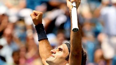 En histórico juego, Federer alzó cetro