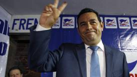 Jimmy Morales saca ventaja inicial  en elecciones por presidencia de Guatemala