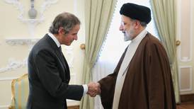 Jefe del OIEA avanza en conversaciones con Irán para restablecer ‘acuerdo nuclear’