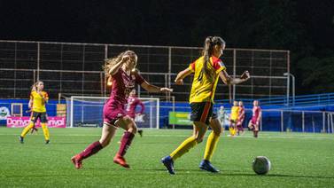 Suspenden campeonato de fútbol femenino por aumento de casos de covid-19