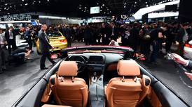 Auto Show de Detroit 2015:   Automotrices apuestan a los vehículos convertibles