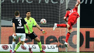 Bayer Leverkusen llega al tercer lugar de la Bundesliga con triunfo ante el colero