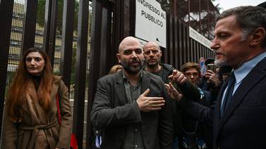 Comienza juicio en Italia contra escritor Roberto Saviano por difamar a Giorgia Meloni