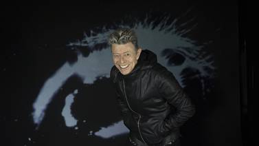 David Bowie: El ambiguo genio que se despidió con una estrella negra