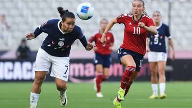 La Selección Femenina de Costa Rica saboreó un debut amargo en la Copa Oro