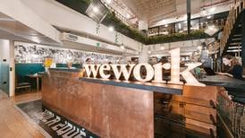 Fundador de WeWork se habría aliado con Third Point para rescatar a compañía de la quiebra
