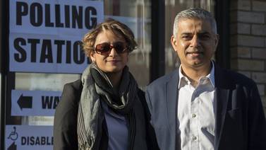 Londres elige a Sadiq Khan, un musulmán, como su alcalde
