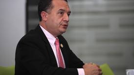 Gerald Campos pide a magistrados reconsiderar denegatoria de permiso para seguir como ministro de Justicia