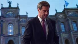 Partido aliado de Merkel sufre histórica derrota en elecciones legislativas de Baviera