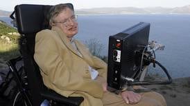 Hawking será enterrado al lado de Isaac Newton en abadía de Westminster