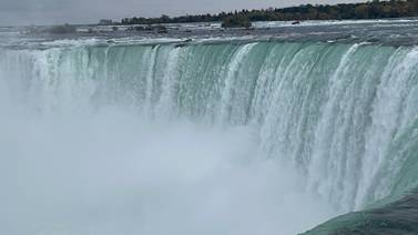 Así viajé de Toronto a las cataratas del Niágara por $4