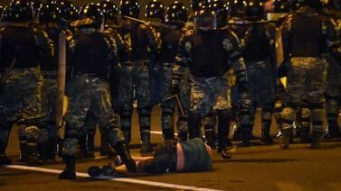 Policía y opositores chocan en Bielorrusia luego de elección presidencial en clima tenso