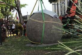 UCR traslada la esfera precolombina más grande de San José a un lugar más visible