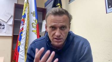 Opositor ruso Alexéi Navalni, recluido y en huelga de hambre, pierde sensibilidad en las manos