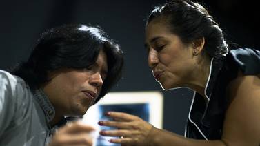 'La huida' lleva al Teatro de la Aduana las migraciones forzadas de la población LGBT