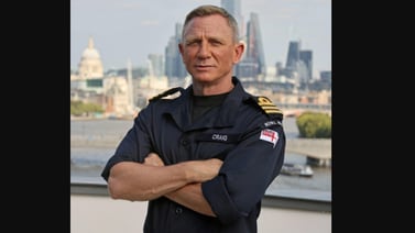 Daniel Craig es nombrado comandante de la Royal Navy, al igual que James Bond