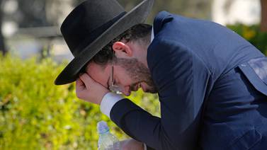 Luto en Israel por muerte de 45 personas en una estampida mientras peregrinaban