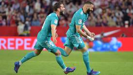 Real Madrid firma gran remontada en Sevilla y se acerca al título
