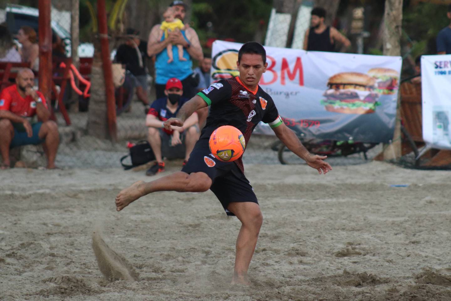 I club di beach soccer costaricani affronteranno rivali a livello di Lazio in Italia